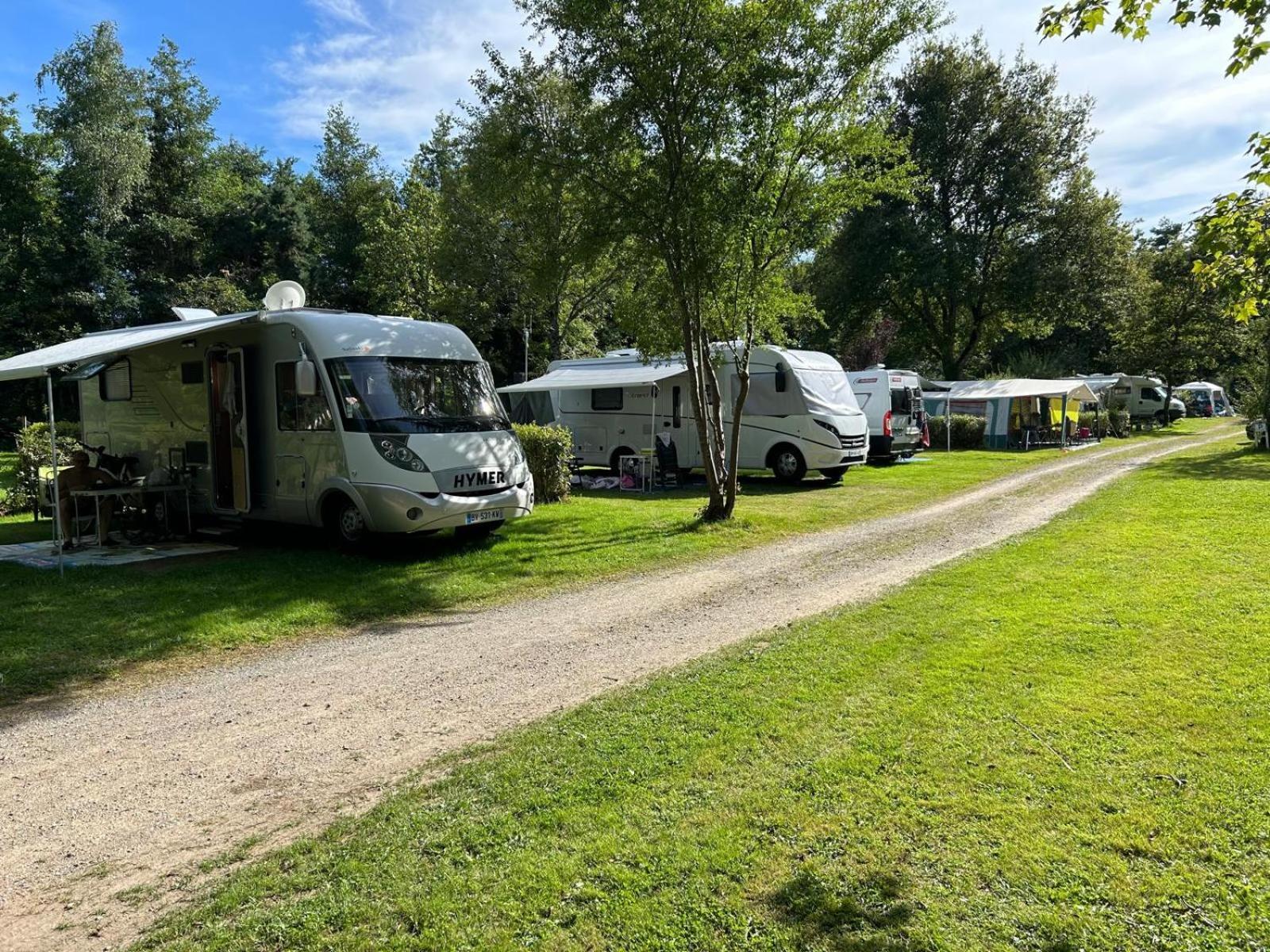 Camping Des Bains Saint-Honoré Εξωτερικό φωτογραφία
